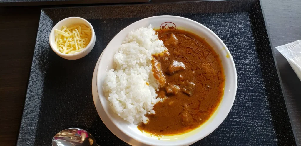 温泉バルコニー キング＆クイーン（埼玉県所沢市）食事のカレーライス